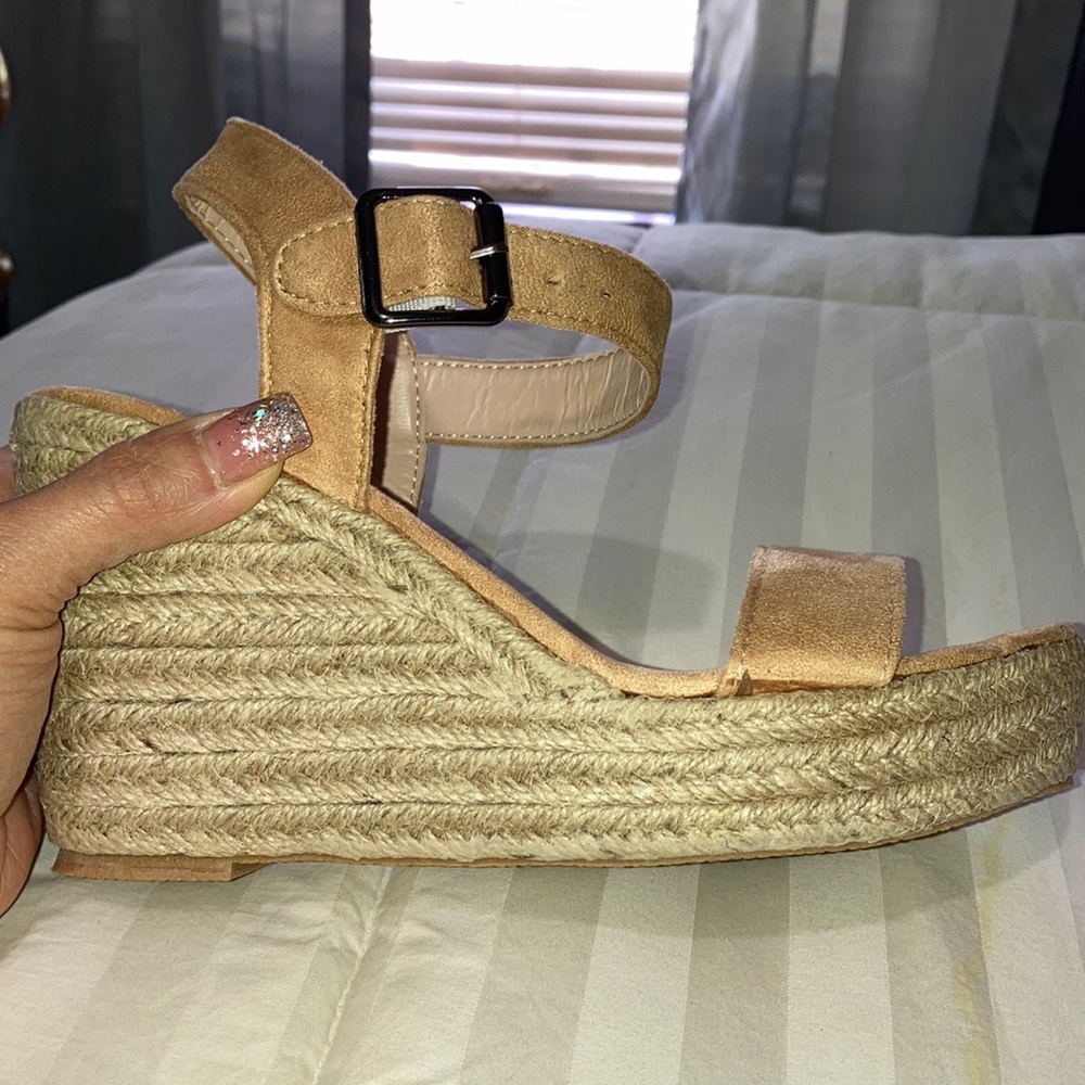 Women’s espadrille wedge sandals!